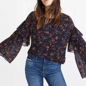 Madewell Floral Navy Blouse Ruffle sleeve Sz M Ditsy print
